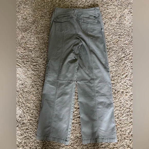 1822 Olive Green Wide Leg Cargo Pants Sz 8/29 - Picture 11 of 12
